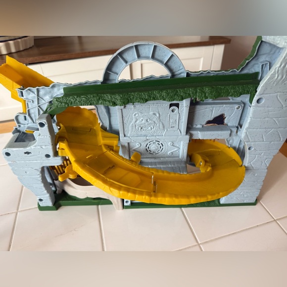 Matchbox Jungle Adventure Playset Black Panther Jaguar Works Trap Doors & Sounds - Picture 5 of 12